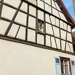Cosy Avec Cheminée à - 110m² - Terrasse